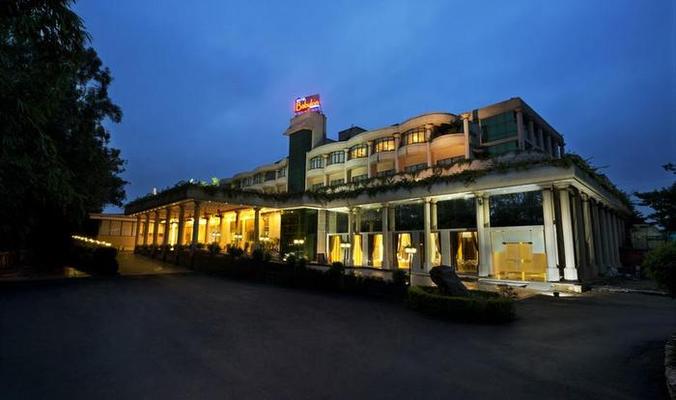 Hotel Babylon International